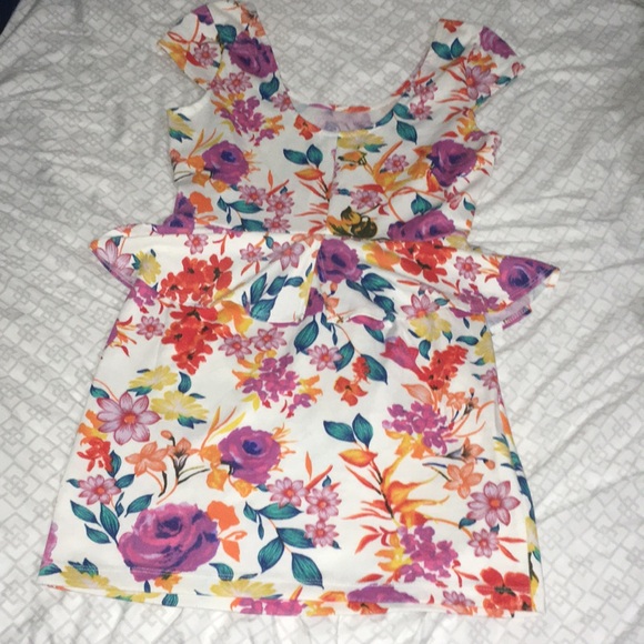 Dress - Picture 2 of 3